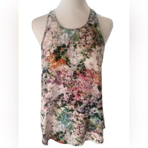 Violet & Clair Women’s sleeveless multicolor blouse / tank top size small !